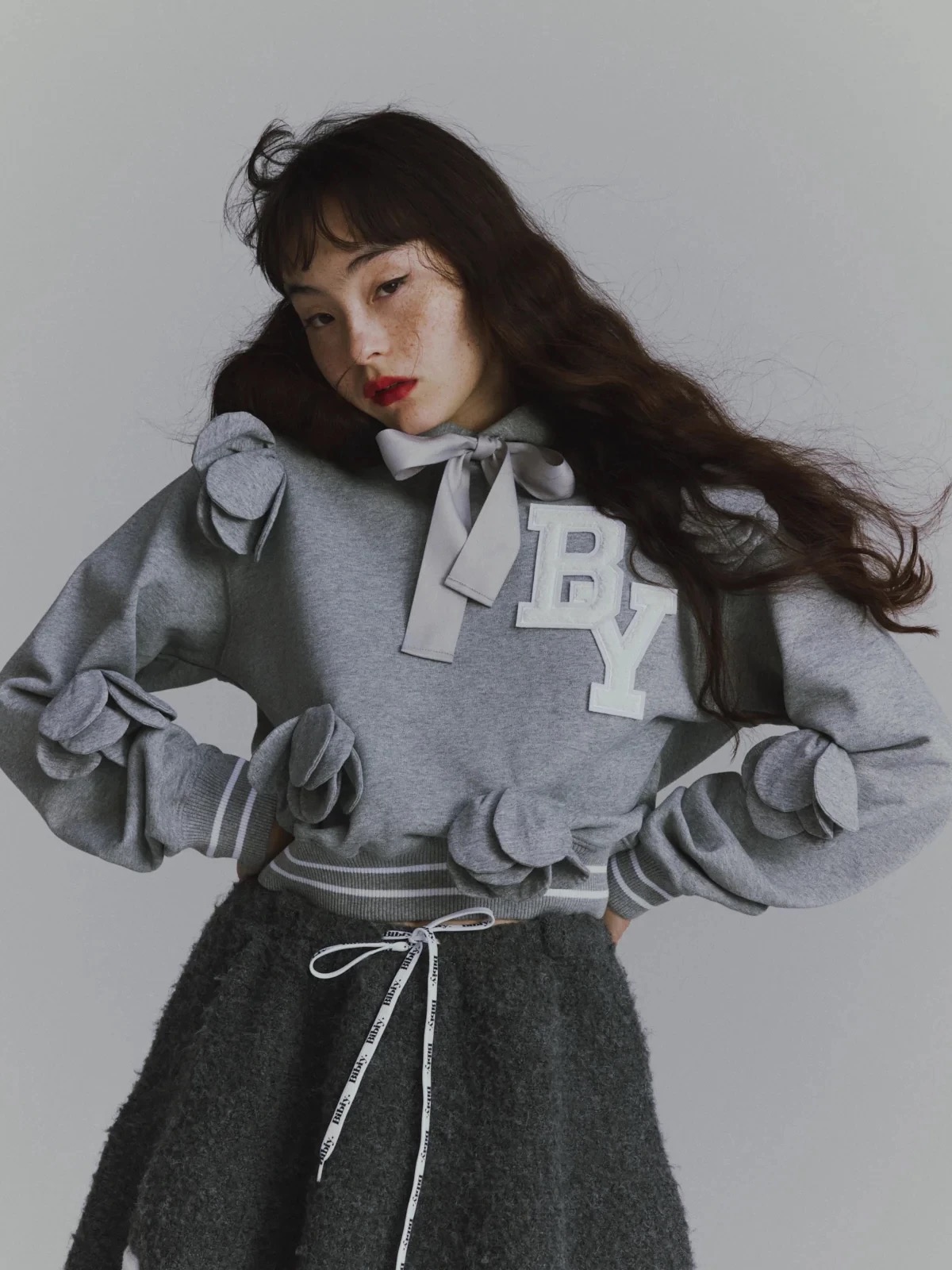Sudadera con Capucha de Flores - Anime Merchandise In Japanese reseña y precio